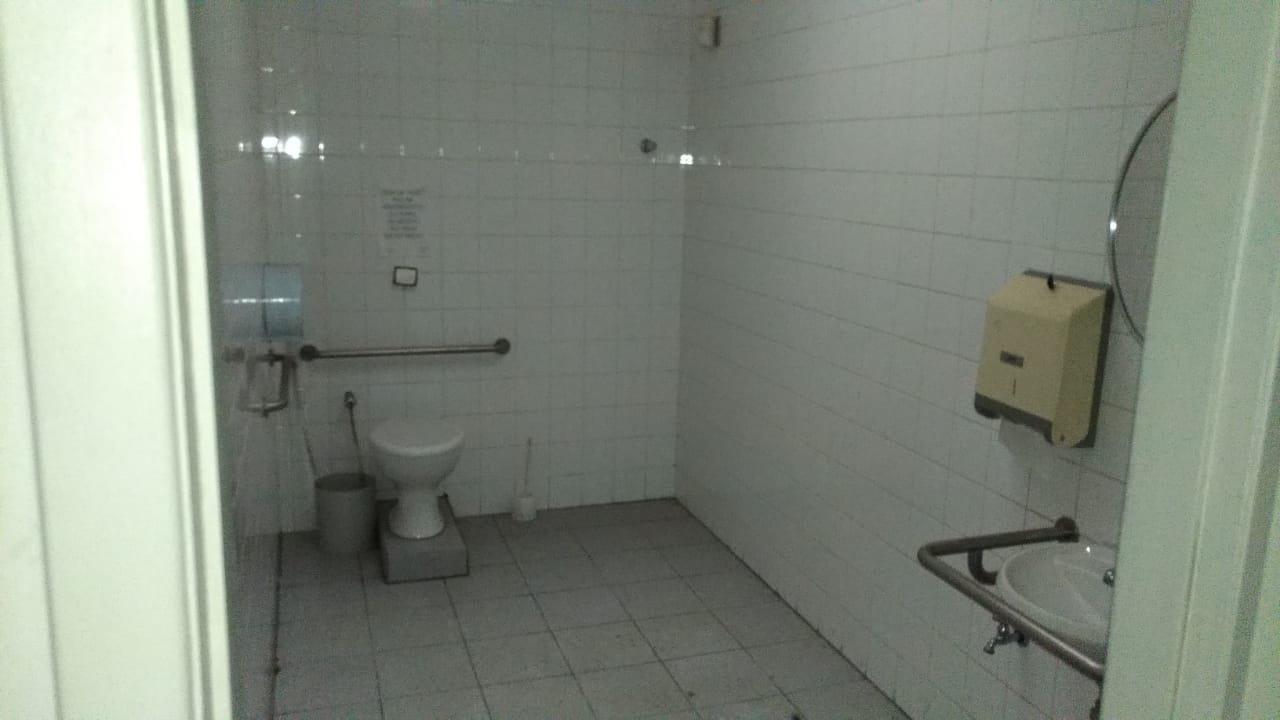 Predio na Av. Independencia, Taubaté